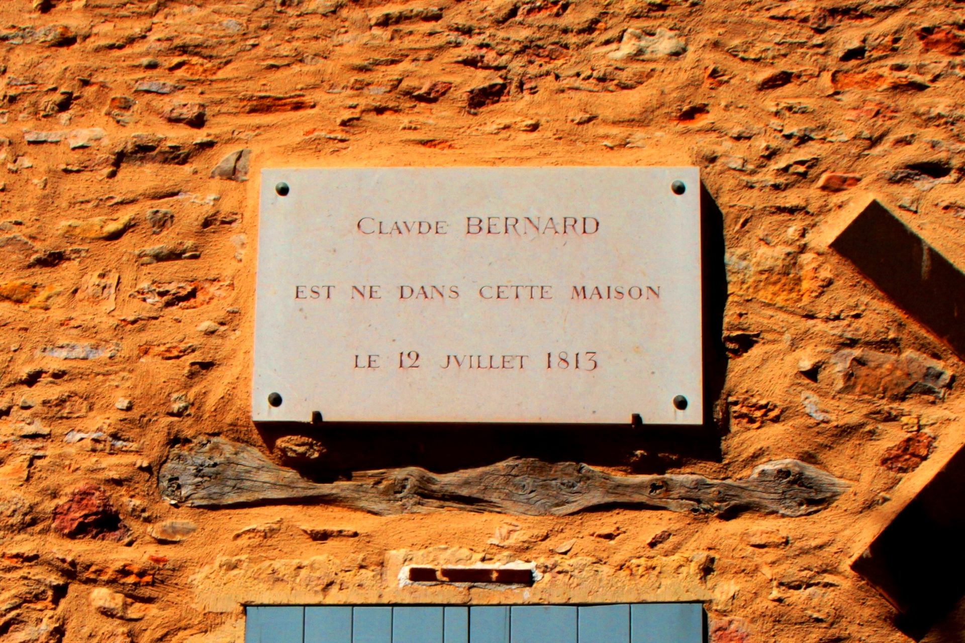 Claude%20Bernard%27s%20birthplace%2C%20Saint%20Julien%20-%2005.JPG